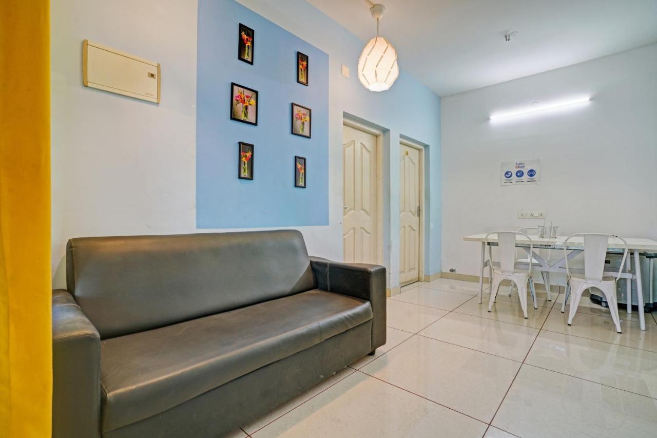 Oyo Thykoodam Sleep Inn Kochi Exteriör bild